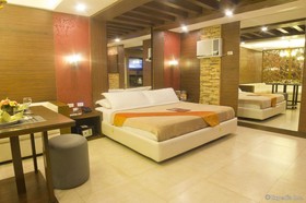 Victoria Court Las Pinas