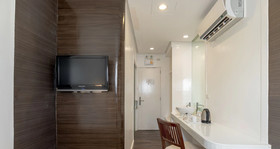 Embarcadero Hotel by ZEN Rooms