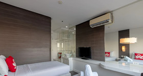 Embarcadero Hotel by ZEN Rooms