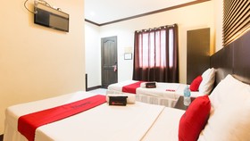 Basic Rooms Hotel by RedDoorz