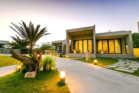 Tana Beach Villas