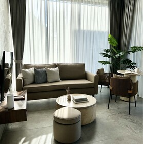 Tana Beach Villas