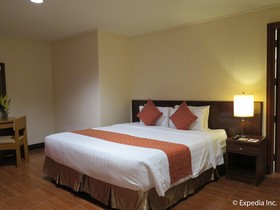 The Suites at Mount Malarayat