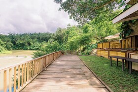 Busai Dream Falls Resort