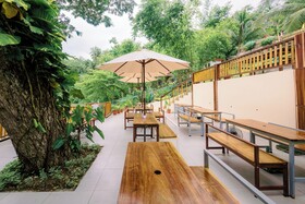 Busai Dream Falls Resort