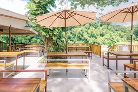 Busai Dream Falls Resort