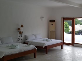 Blue Hotel And Resort
