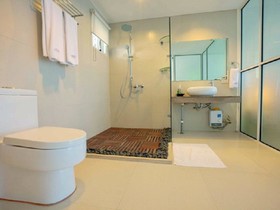 Acacia Resort and Dive Center