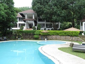 Bambu Villa Resort