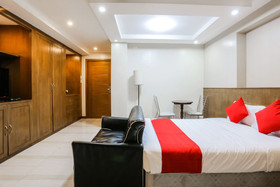 Alley 8 by OYO Rooms