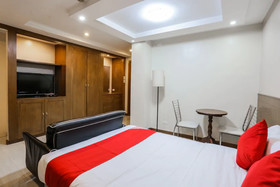 Alley 8 by OYO Rooms
