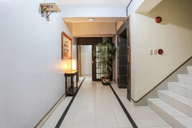 Alley 8 by OYO Rooms