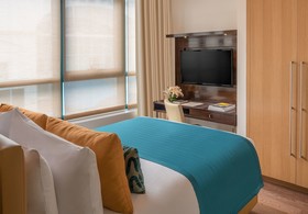 Aruga by Rockwell Hotel