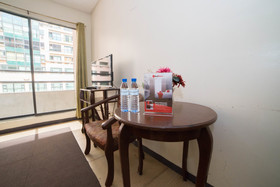 RedDoorz TJMG by Bel Air Polaris Makati