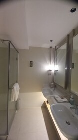 Capital O 950 AHM Suites At Acqua