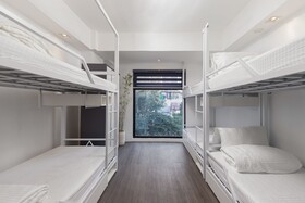 Draper Startup House for Entrepreneurs Hotel