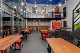 Draper Startup House for Entrepreneurs Hotel