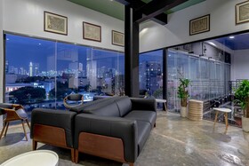 Draper Startup House for Entrepreneurs Hotel