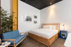 Draper Startup House for Entrepreneurs Hotel