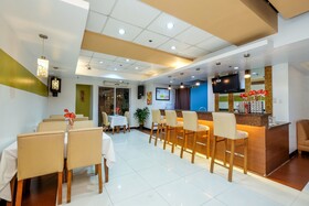 Festive Hotel by Zen Rooms