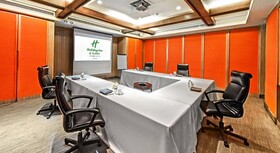 Holiday Inn Makati