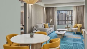 Holiday Inn Makati