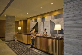 Holiday Inn Makati