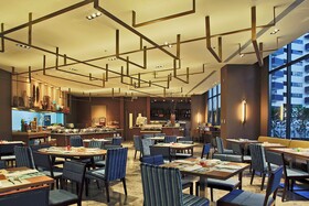 Holiday Inn Makati