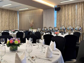 Holiday Inn Makati