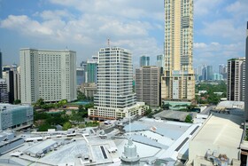 Holiday Inn Makati