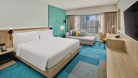 Holiday Inn Makati