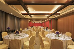 Holiday Inn Makati