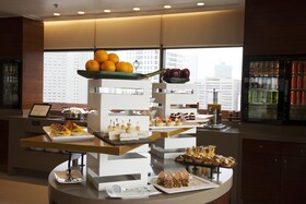 Holiday Inn Makati