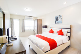 Hotel Merlo by OYO