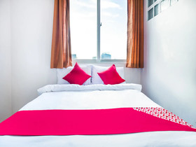 Jardin Suites by OYO Rooms