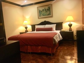 Lourdes Suites