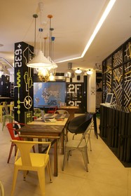 OYO 866 Junction Hostels