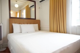 Makati Riverside Inn