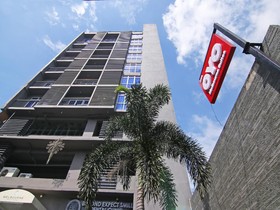 OYO 105 Melbourne Suites