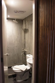 Connector Hostel by OYO Rooms