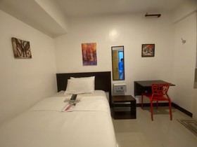 OYO 888 City Stay Inns Fortview Bgc