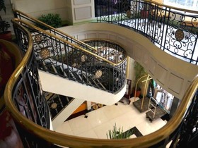 Tiara Oriental Hotel