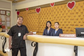 Tiara Oriental Hotel by ZEN Rooms
