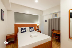 iHotel Uptown BGC