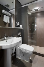 Y2 Residence Hotel