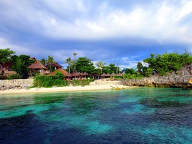 Tepanee Beach Resort