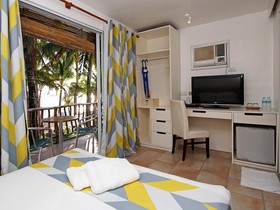 Bluewaves Beach House
