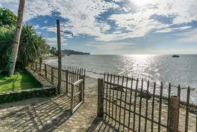 Hangout Beach Resort