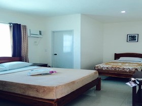 S E Hotel and Residence
