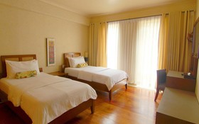 White Beach Villas